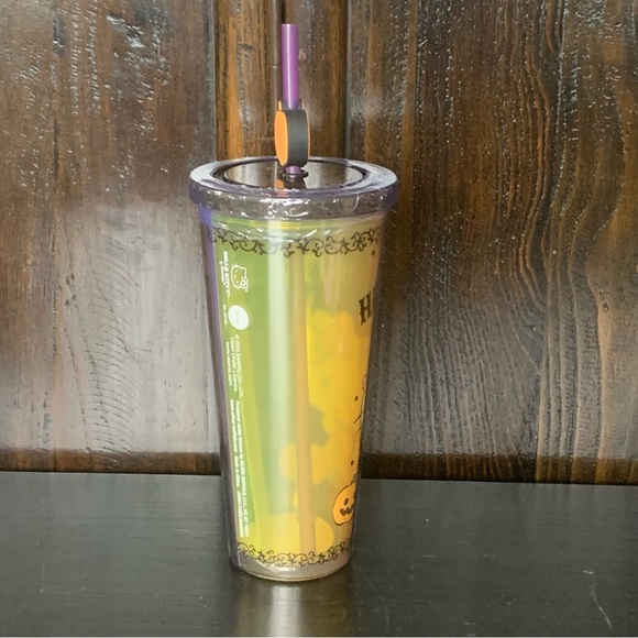 Hello Kitty Pumpkin Patch Halloween Tumbler with Jack O’Lantern Straw Charm - Picture 7 of 10